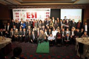 25391Viñales, Rabat, Márquez, Checa y más apoyando a ESI 2011