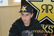 26117Jorge Lorenzo con Rockstar en el Carrefour de Alcobendas