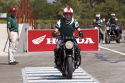 25501En Navidad regala un curso de conducción Honda