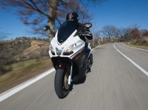 Aprilia SRV 850, la scooter más potente del mundo