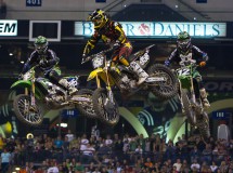 Ryan Villopoto gana la cita SX Indy con KO de Stewart
