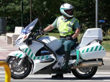 La DGT de campaña por y para la moto
