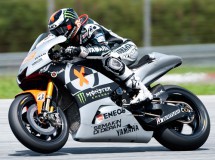 Lorenzo coge el mando en el día 2 del test MotoGP en Sepang
