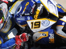 Chaz Davies sorprende y gana la carrera 1 SBK en Motorland Aragón