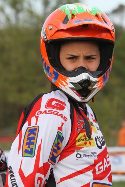 Deporte Femenino - Página 2 Laia-sanz-superenduro-250x374