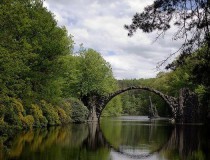Kromlau y su Puente del Diablo
