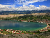 Pag, la isla de las fiestas en la costa de Croacia