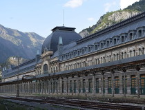 Canfranc, una de las estaciones de tren más bonitas de España