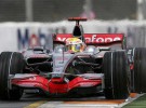 Pole para Hamilton en Australia, con Alonso en el puesto 11