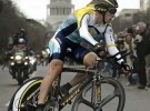Armstrong ofrece recompensa por su bici