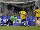 Copa Confederaciones: Kaka logra de penalty el triunfo para Brasil