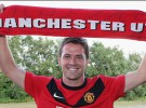 Michael Owen firma por el Manchester United