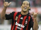 Ronaldinho desmiente su retirada