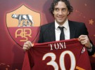 Luca Toni jugará cedido en la Roma lo que queda de temporada