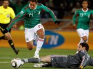 Mundial de Sudáfrica: una polémica victoria de México deja a Francia al borde del abismo