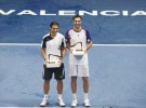 Roger Federer campeón en Basilea y David Ferrer en Valencia