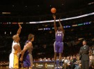 NBA: los Suns anotan 22 triples para superar a los Lakers