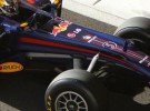 Los pilotos de Fórmula 1 comenzaron a trabajar con los nuevos neumáticos Pirelli