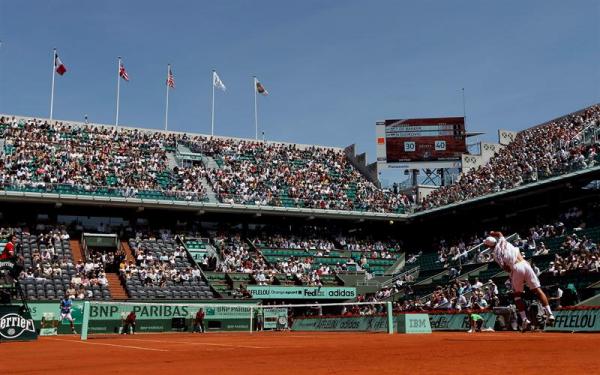 Roland Garros 2011: Djokovic y Federer a segunda ronda, eliminado Berdych