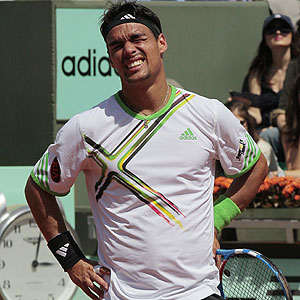 Roland Garros 2011: Fognini se retira del torneo por lesión, Djokovic directamente a semifinales