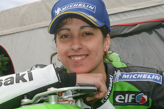 Elena Rosell será la primera piloto española en competir en el Mundial de Motociclismo