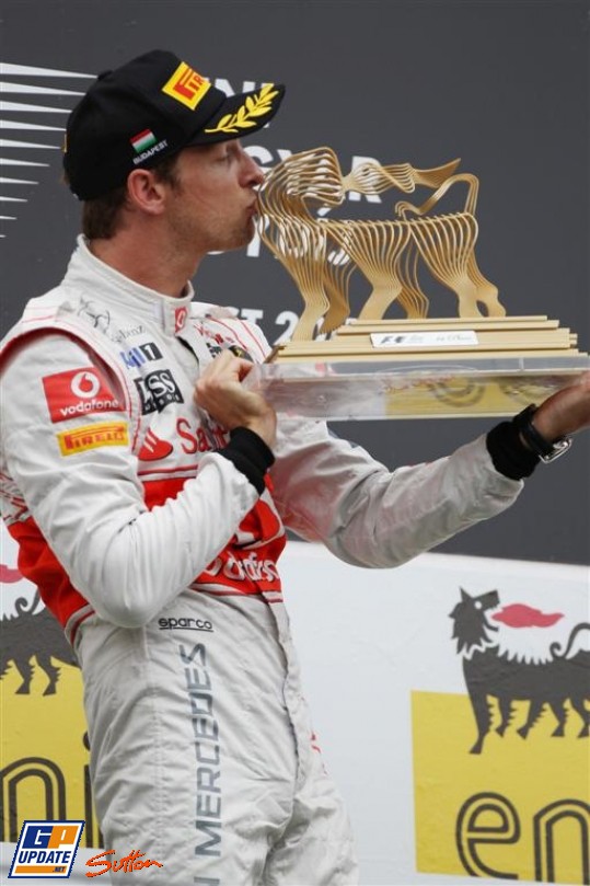 GP de Hungría 2011 de Fórmula 1: Button vence, Vettel y Alonso le acompañan en el podium