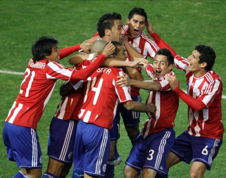 Copa América 2011: Uruguay y Paraguay, a la final