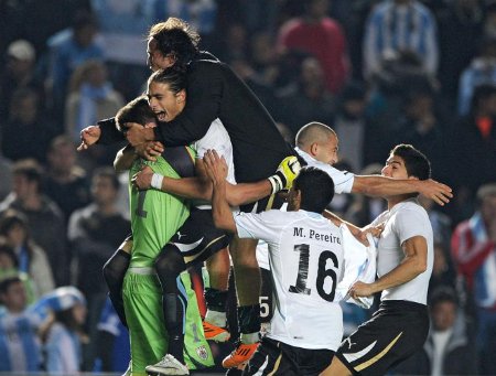 Copa América 2011: Perú y Uruguay jugarán la primera semifinal