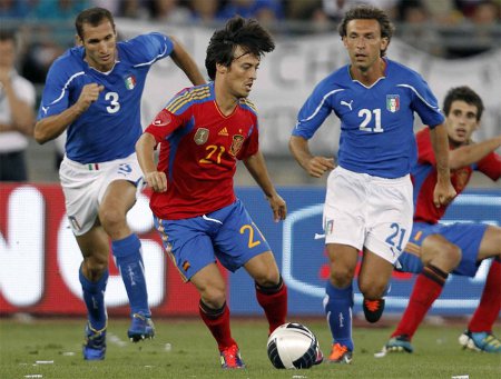 Italia derrota a España en un amistoso bastante caro