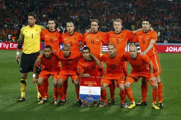 España pierde el primer puesto del ranking FIFA en favor de Holanda