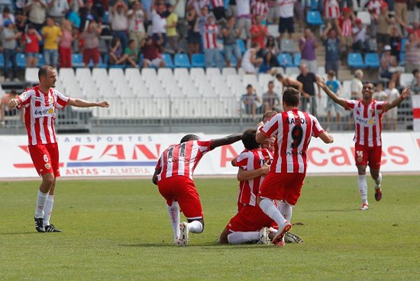 Liga Española 2011/12 2ª División: Almería y Guadalajara son los únicos que permanecen invictos