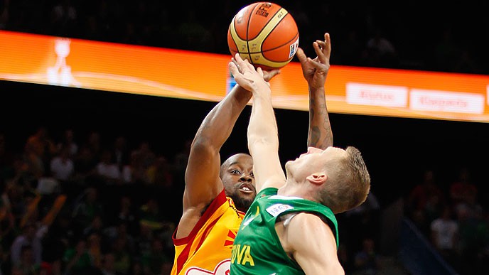 Eurobasket de Lituania 2011: Macedonia gana a Lituania y será el rival de España en semifinales