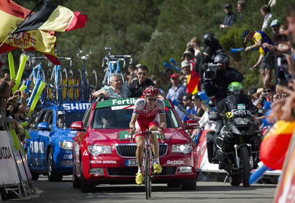 Vuelta a España 2011: Taaramae gana en La Farrapona y Wiggins refuerza su liderato