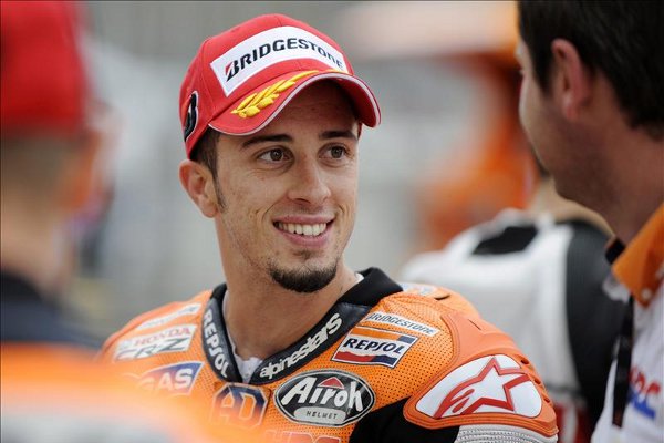 Andrea Dovizioso correrá con Yamaha para 2012