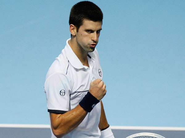 Masters Londres 2011: Djokovic debuta con apretada victoria sobre Berdych