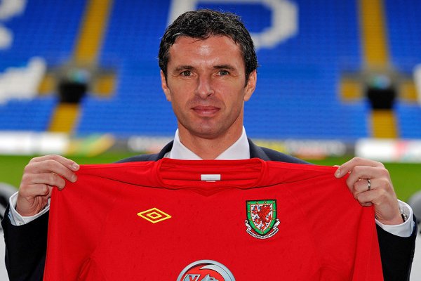 Hallan muerto a Gary Speed, seleccionador de Gales