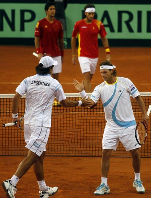 Final Copa Davis 2011: Nalbandian y Schwank ganan el dobles y dan vida a Argentina