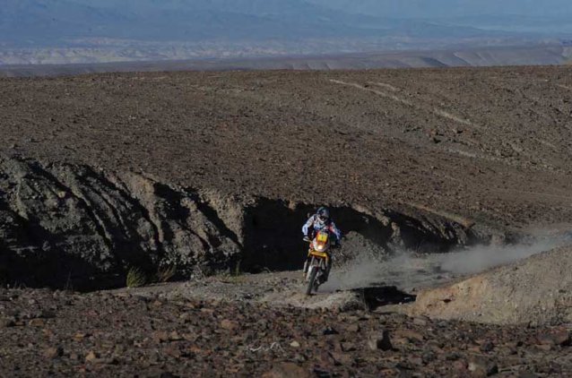 Dakar 2012 Etapa 8: Marc Coma gana la especial y es líder por delante de Cyril Despres