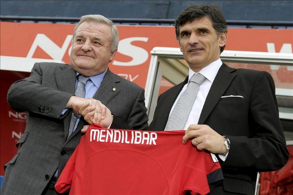 Osasuna renueva a Mendilibar una temporada más