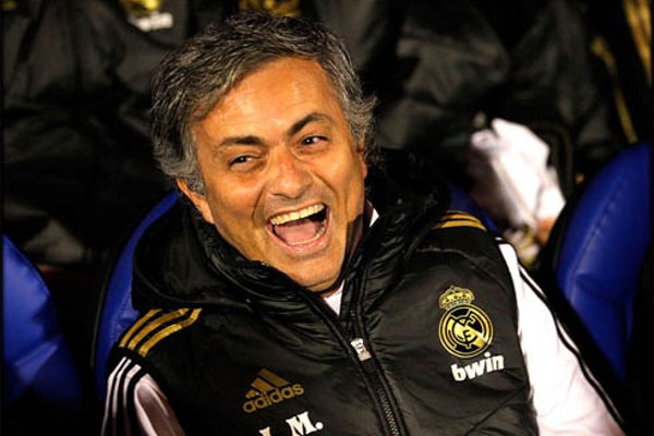 Mourinho renueva hasta 2016