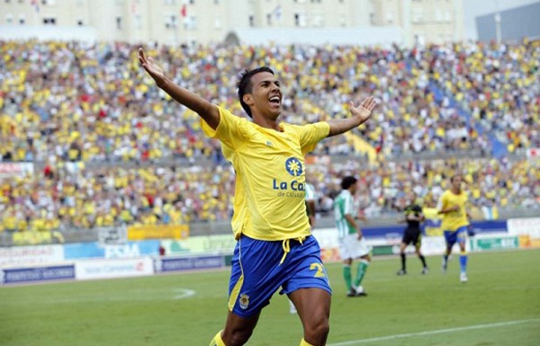 Jonathan Viera, el primer fichaje del Valencia para la temporada 2012/13