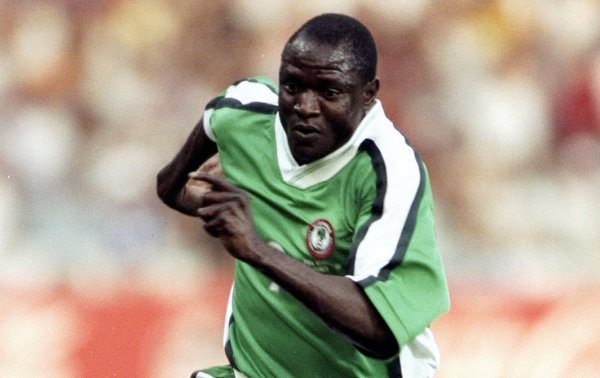 Fallece Rasheed Yekini, ex delantero nigeriano que jugó en el Sporting