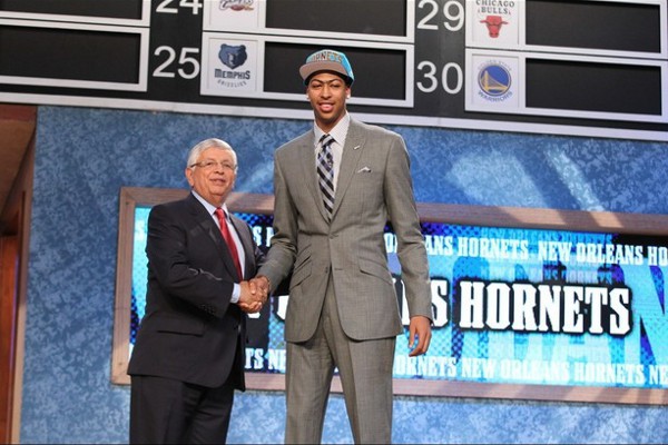 NBA: Anthony Davis elegido en el número 1 del draft por los Hornets