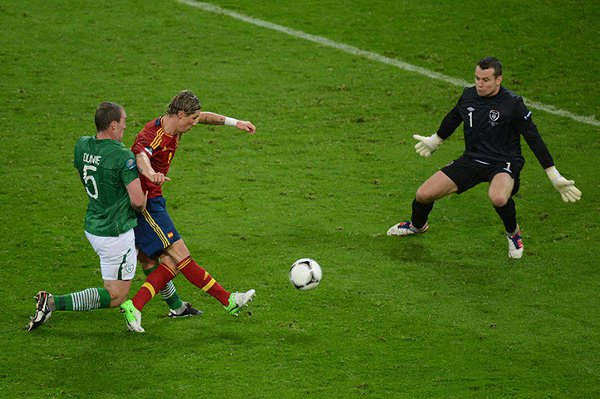 Eurocopa 2012: España golea a Irlanda por 4-0 y se la jugará ante Croacia, que hoy empató con Italia