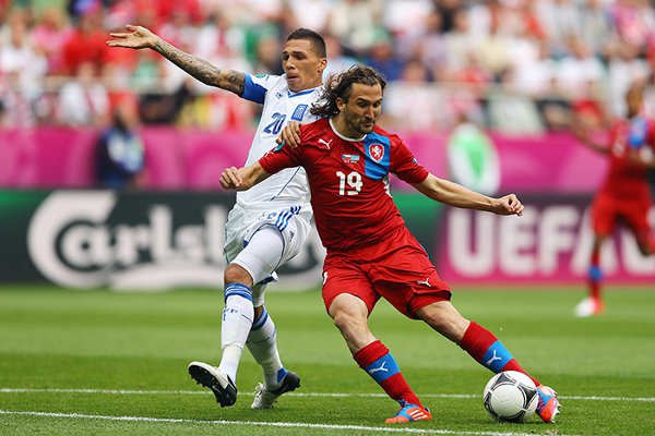 Eurocopa 2012: la victoria de la República Checa y el empate en el Rusia – Polonia deja todo en el aire