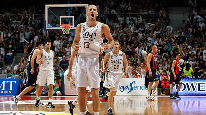 Playoffs ACB 2012: el Real Madrid gana a Caja Laboral y jugará la final ante Barcelona Regal