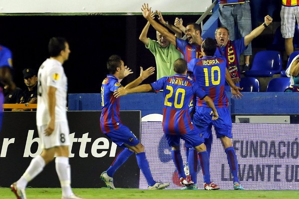 Juanfran marcó el gol de la primera victoria del Levante en la fase de grupos