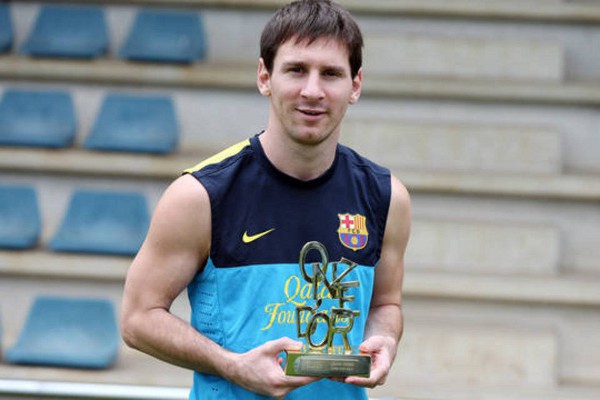 Leo Messi gana su tercer Onze d’Or
