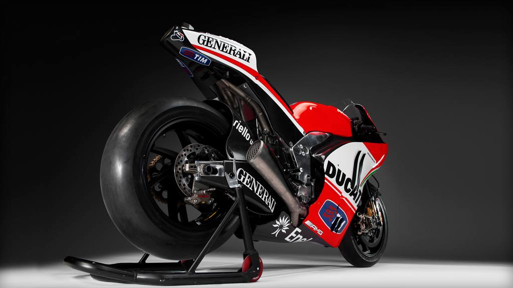 Ducati confirma a Andrea Iannone y a Ben Spies para 2013