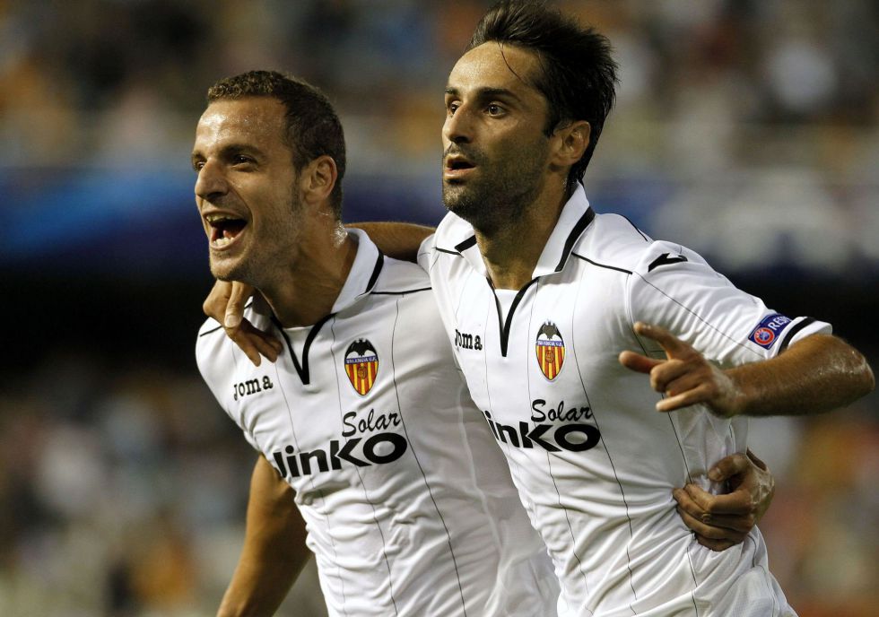 Liga de Campeones 2012-13: un doblete de Jonas da al Valencia una sufrida victoria ante el Lille